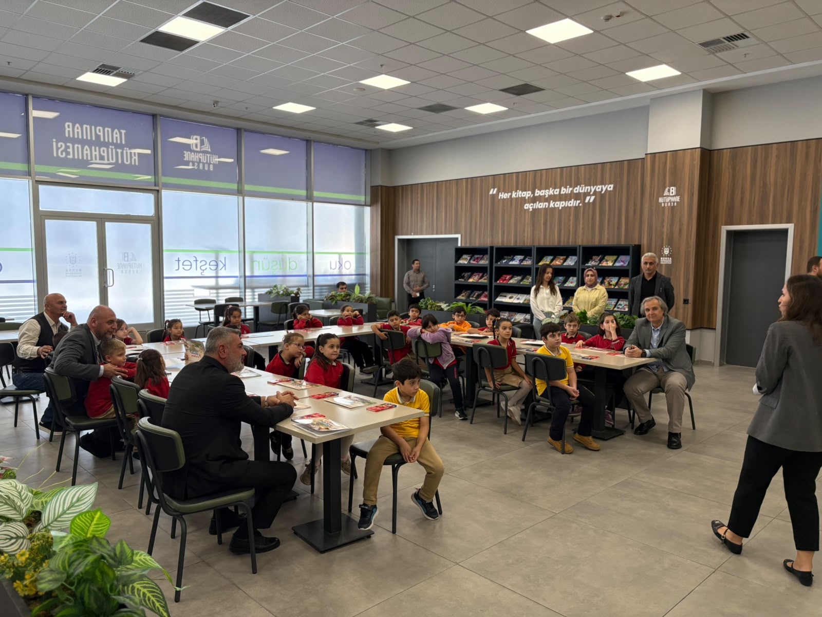 KARAKUM, Orhangazi’de “Perdenin Arkasındaki Bursa”yı anlattı